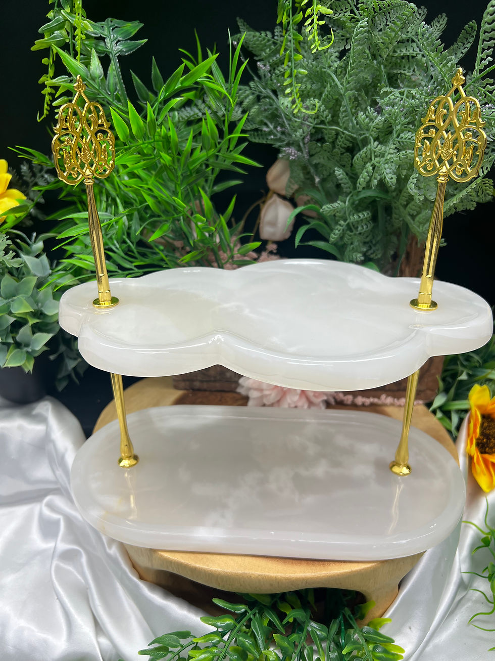 Thumbnail: WHITE CALCITE 2 TIER SHELF