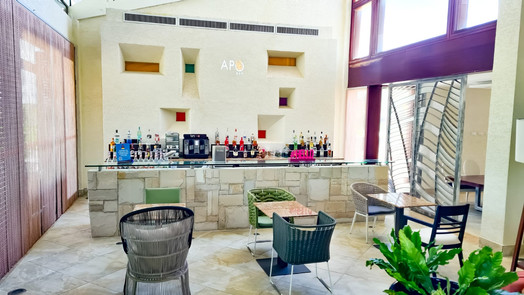 APO BAR