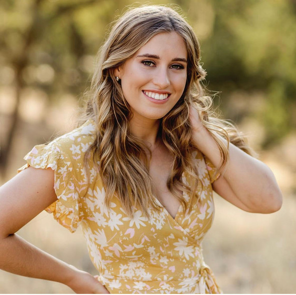 Natural senior makeup in Atascadero, California. Natural Makeup Artist. Makeup by Anna Grimes.
