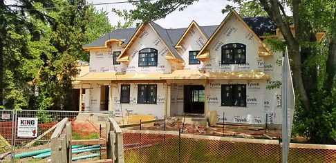 PHOTO-2022-06-07-21-47-49 (3)_edited.jpg