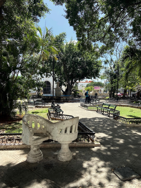 Parque de Mérida, au Mercado Municipal Santos Degollado
