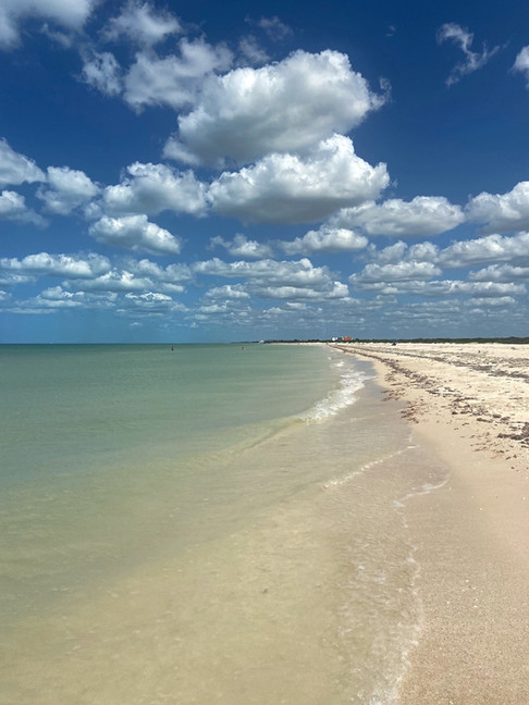 Plage sauvage de Chuburna