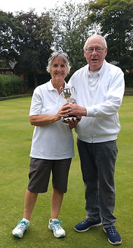 2026 LADIES 2 BOWL CHAMPION BEV WARE PRESENTED WITH THE TROPHY BY PRESIDENT JOHN LENNON.JP