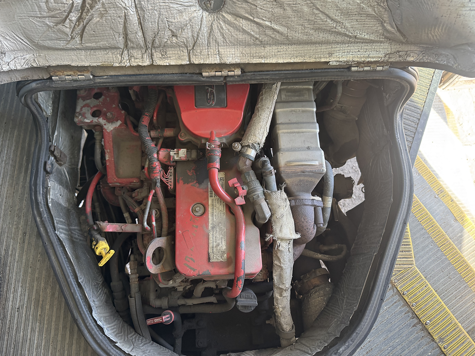 Autobus Bluebird A3FE 13-245 - Vue du moteur