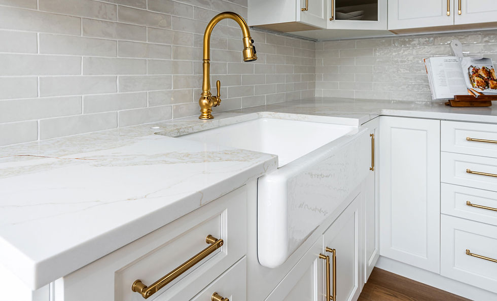 Thumbnail: MOON VALLEY V811