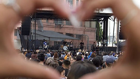 concert pic inspo_edited.jpg