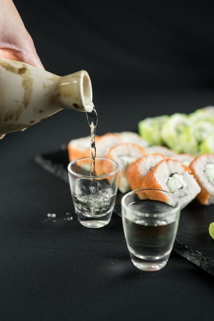 While we're talking about Japan, we should also mention sake, which is a rice wine with a balance of elegance and strength. The fondness of "hard" drinks in India is, of course, the troublesome part. Here comes sake, which has a stronger alcohol level than whisky but is more understated. When an Indian takes a taste of sake for the first time, they typically raise an eyebrow and silently wonder if they are drinking rice or expensive water. Additionally, you haven't really tasted fusion food at its best if you haven't drunk sake with pani puri.