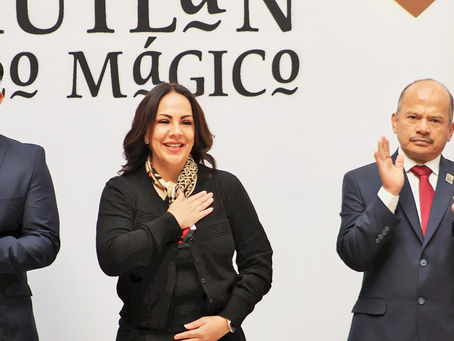 LA BANDERA MEXICANA ES UN ORGULLO NACIONAL, KARLA MARTÍNEZ