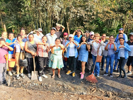 DOMINGO SOLIDARIO Y DE TRABAJO COMUNITARIO EN AYOTOXCO