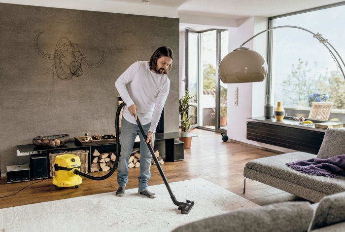 Kärcher WD 2 Plus, Vacuum Cleaner Wet & Dry Serbaguna untuk Rumah dan Area Kerja