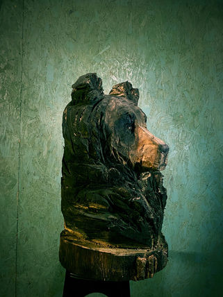 bear sculpture, houten beer