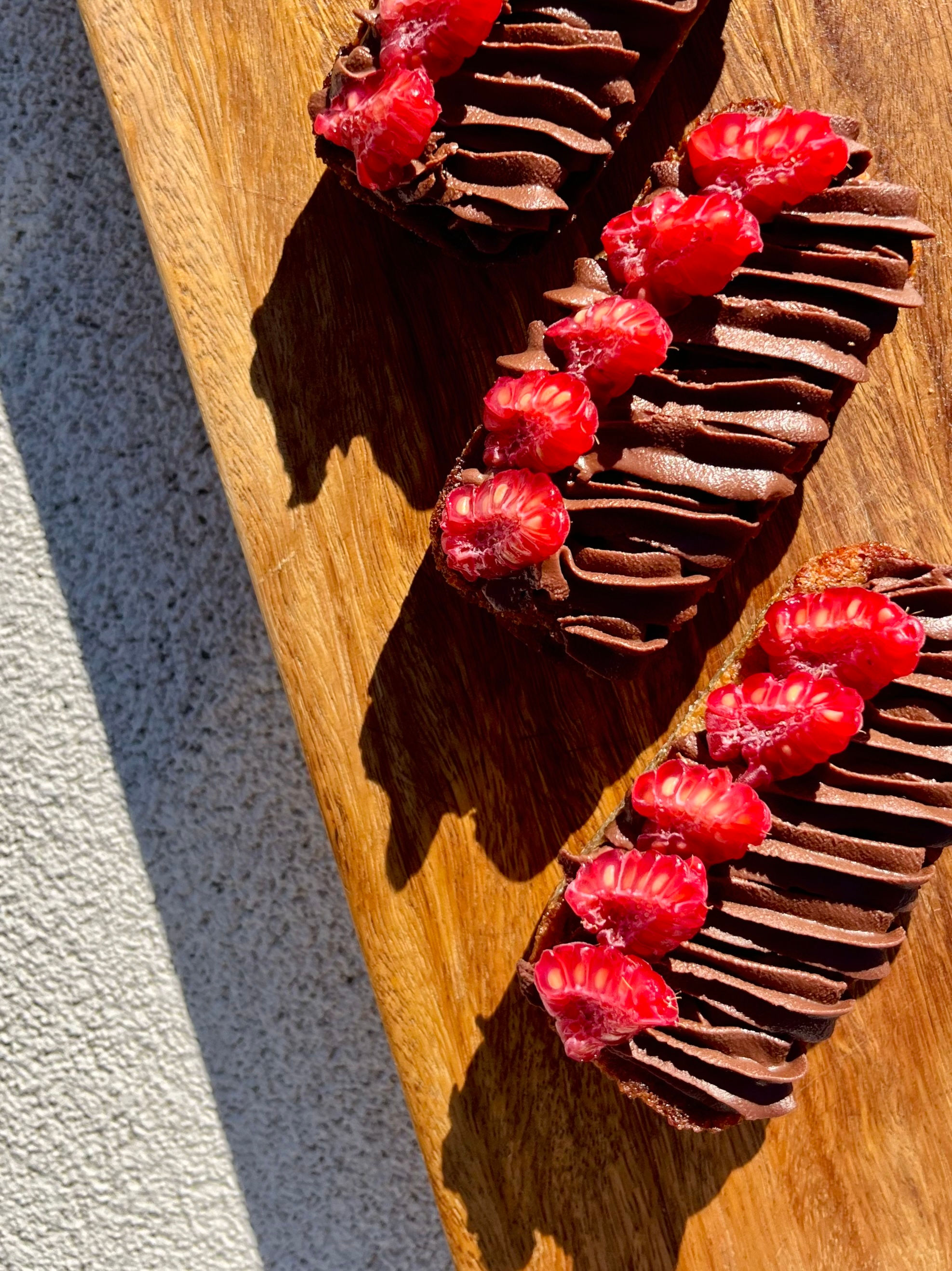 Financier - raspberry, dark chocolate (6)(gf)