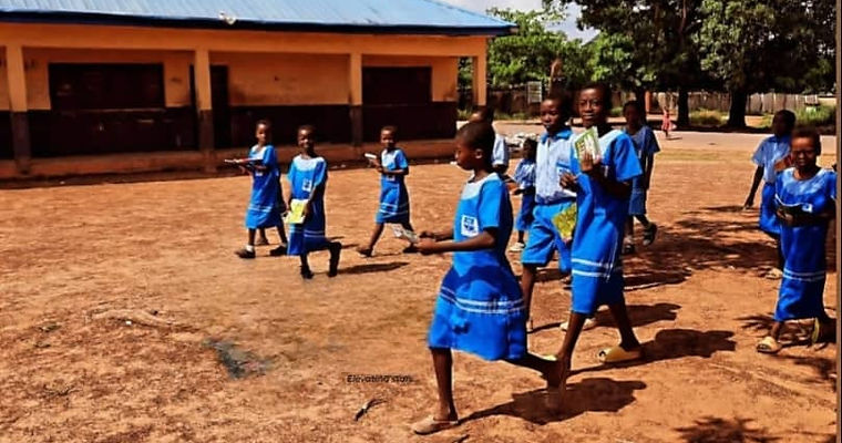 UDOFoundation-beneficiaries-school compound-Ebonyi