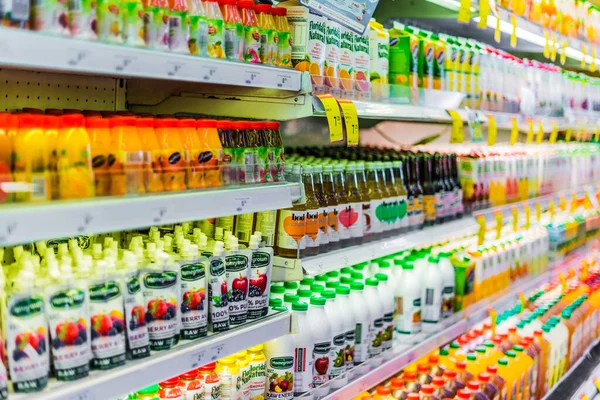 3 Quick Pointers for Buying Packaged Fruit Drinks