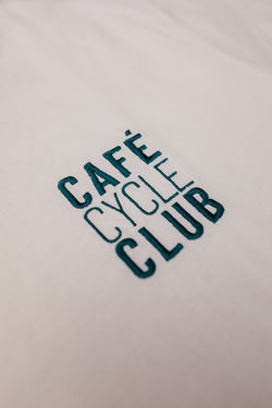 shirt_creme_petrol_detail_stick