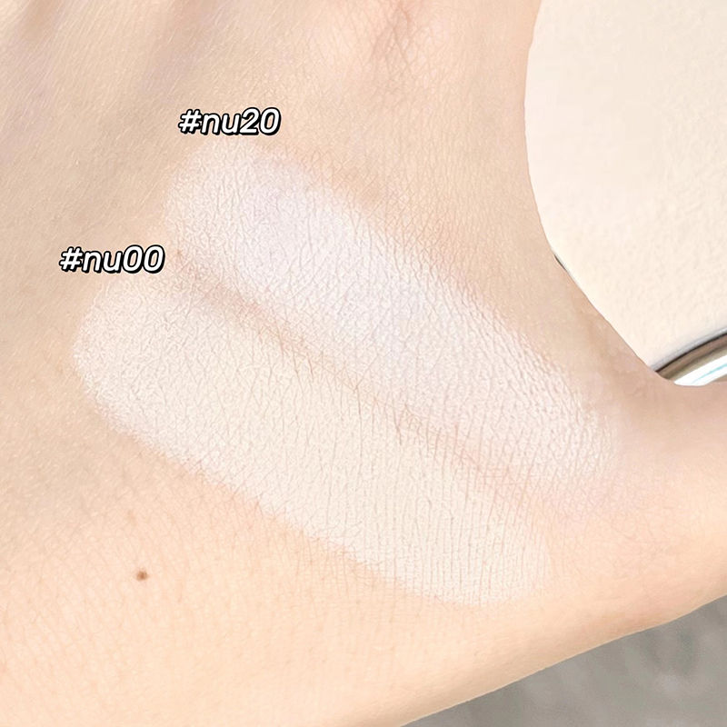 Thumbnail: Soft Focus Pressed Powder – Oil Control, Pore Blurring & Flawless Finish Compact