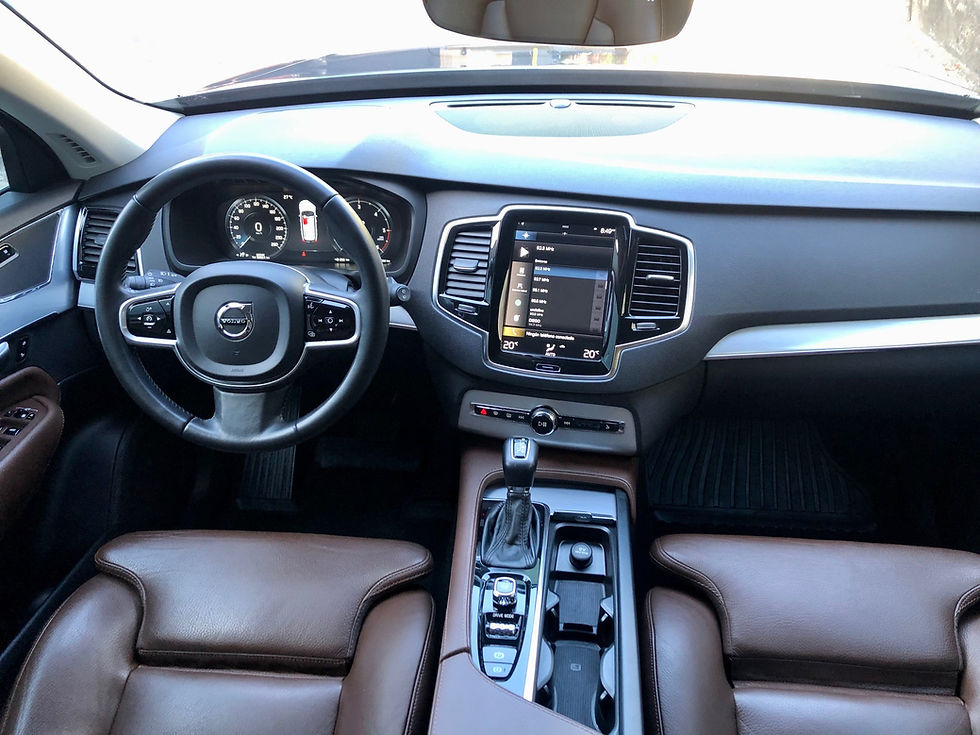 Miniatura: Volvo XC90 D5 Momentum