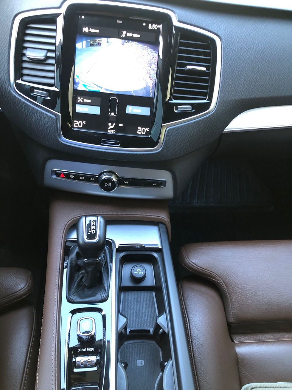 Miniatura: Volvo XC90 D5 Momentum