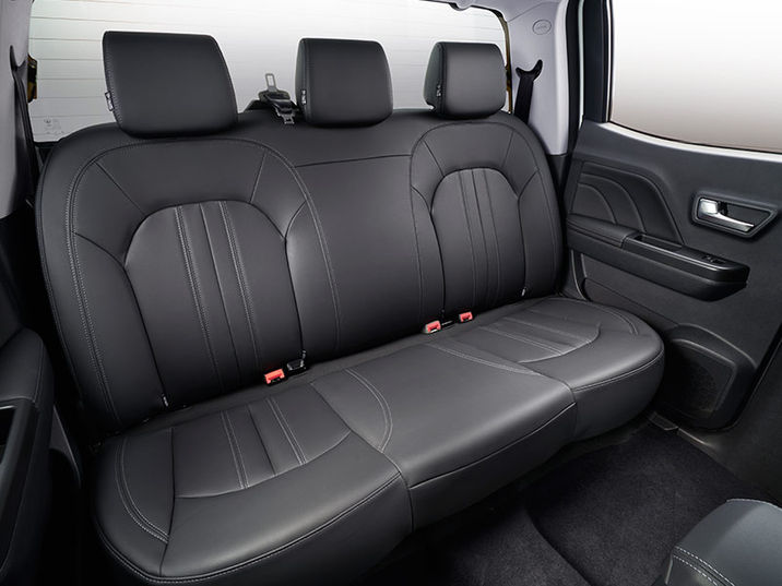 ambacar-great-wall-wingle-7-asientos-posteriores.jpg