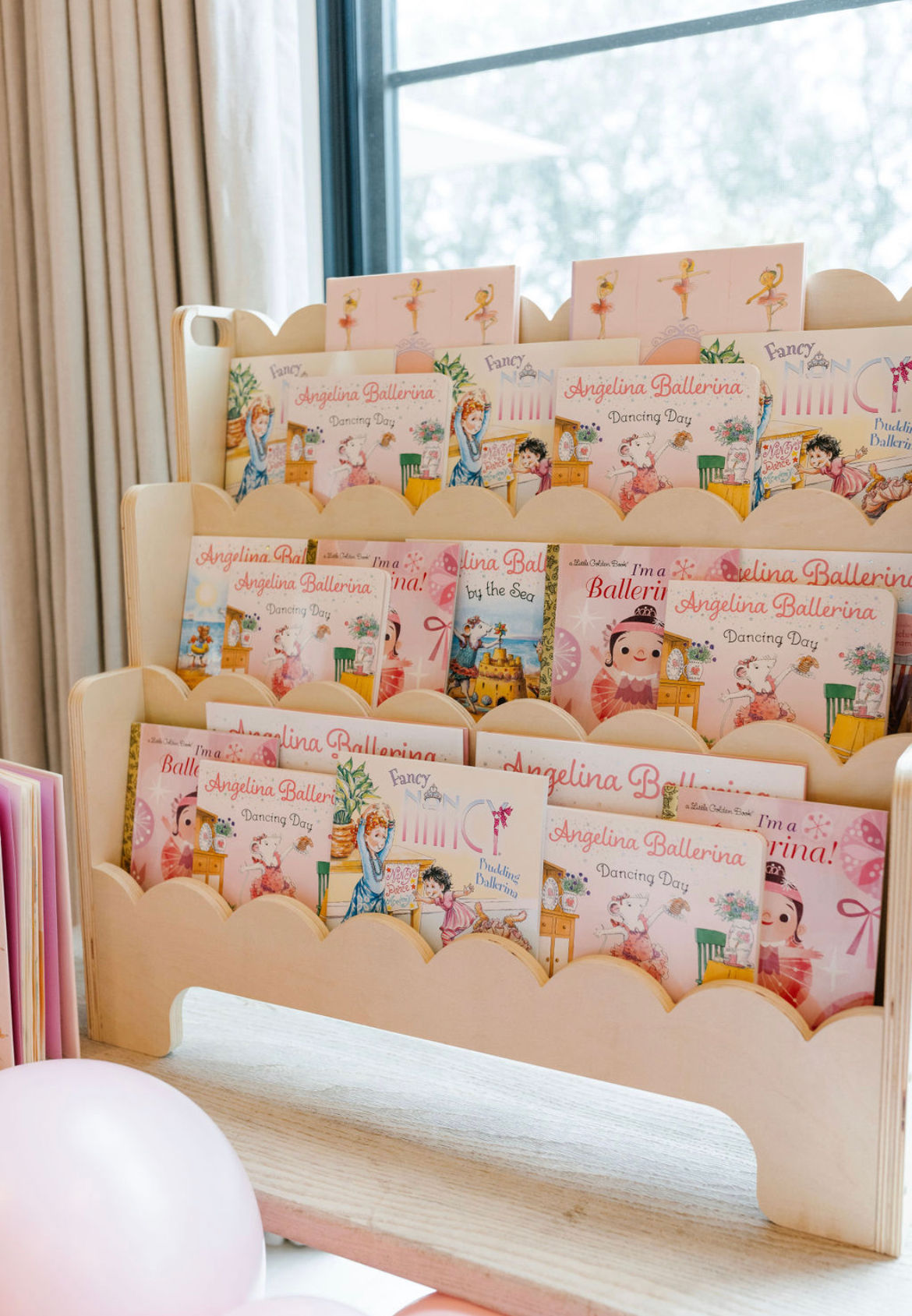 Scalloped Bookshelf Favor wall