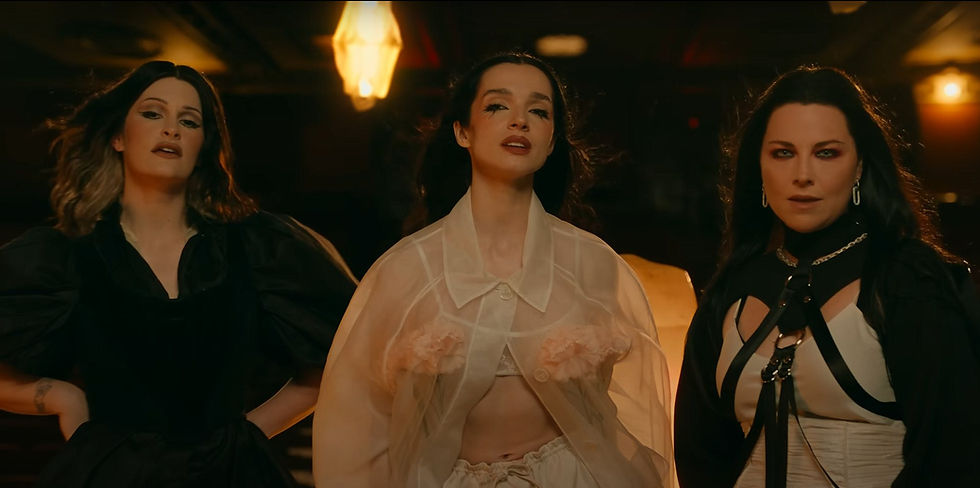 Courtney LaPlante, Poppy, Amy Lee: END OF YOU