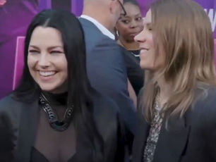 The Hollywood Reporter: Amy Lee & K.Flay o songu Fight Like a Girl