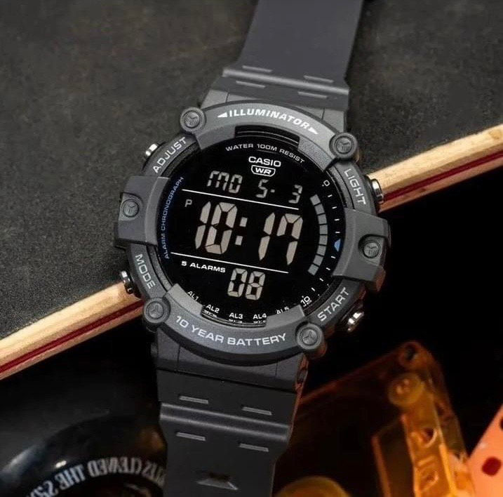 Reloj Casio AE-1500WH-8BV