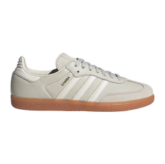 Beige Adidas Sambas