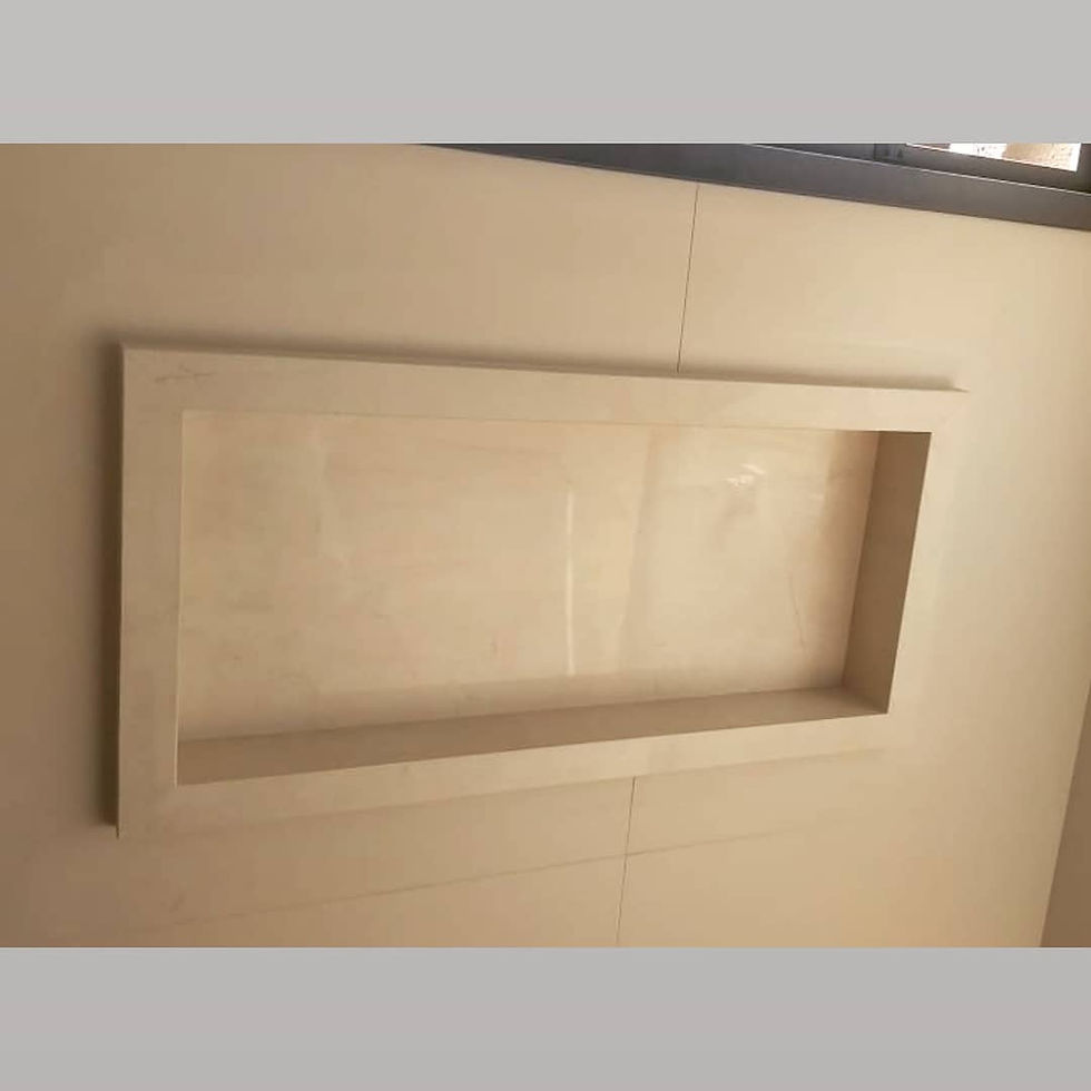 Nicho de banheiro em porcelanato.