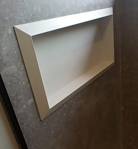 nicho de porcelanato modelo diamante.