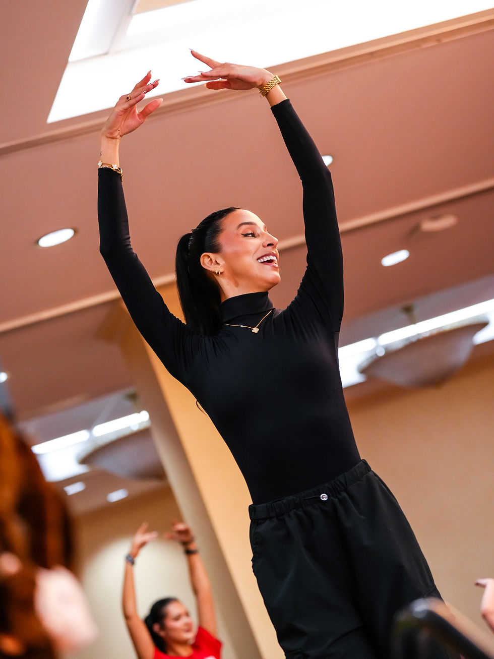 What Are the Benefits of Attending Dance Conventions?