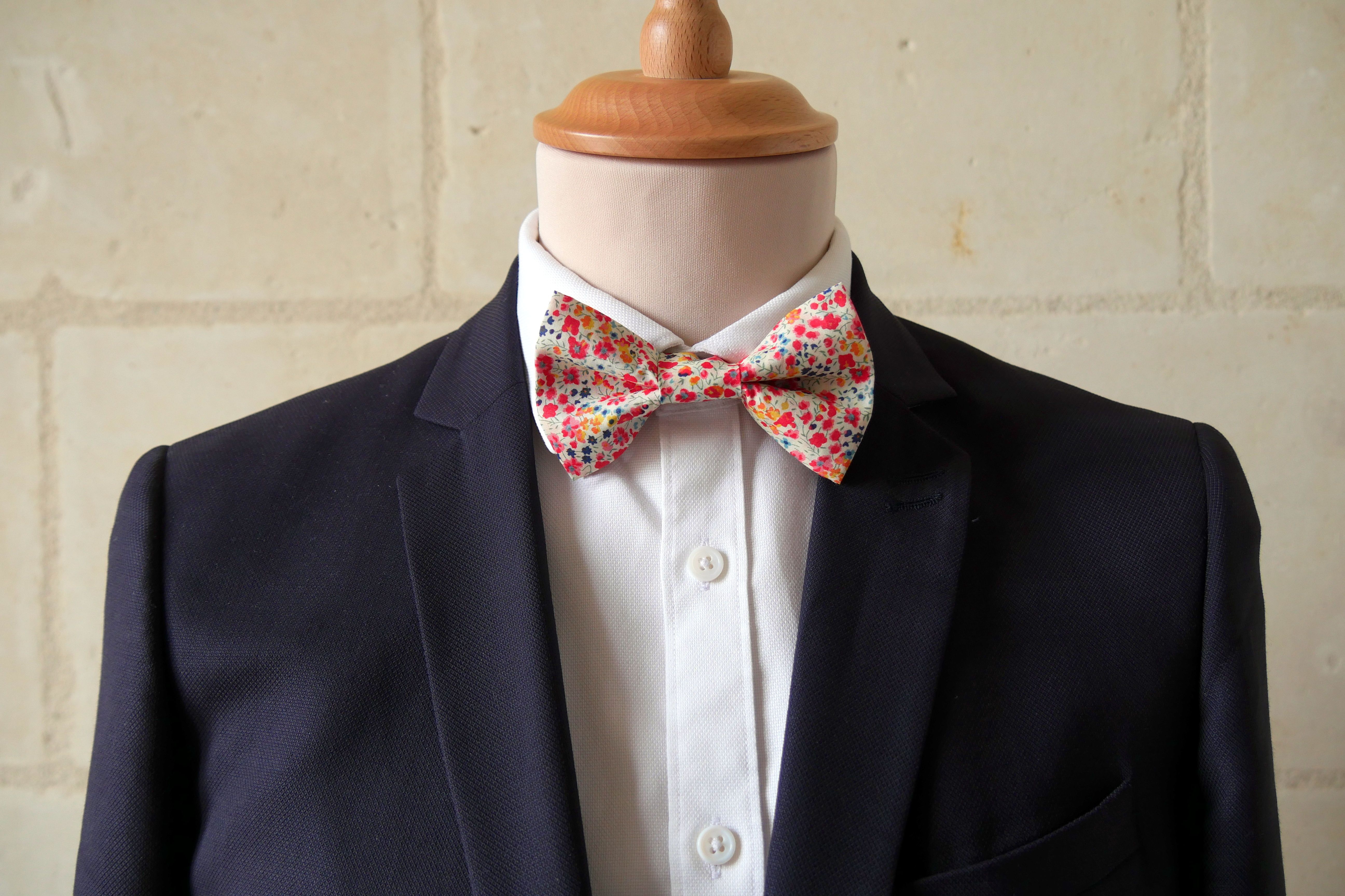 Noeud papillon Liberty phoebe corail