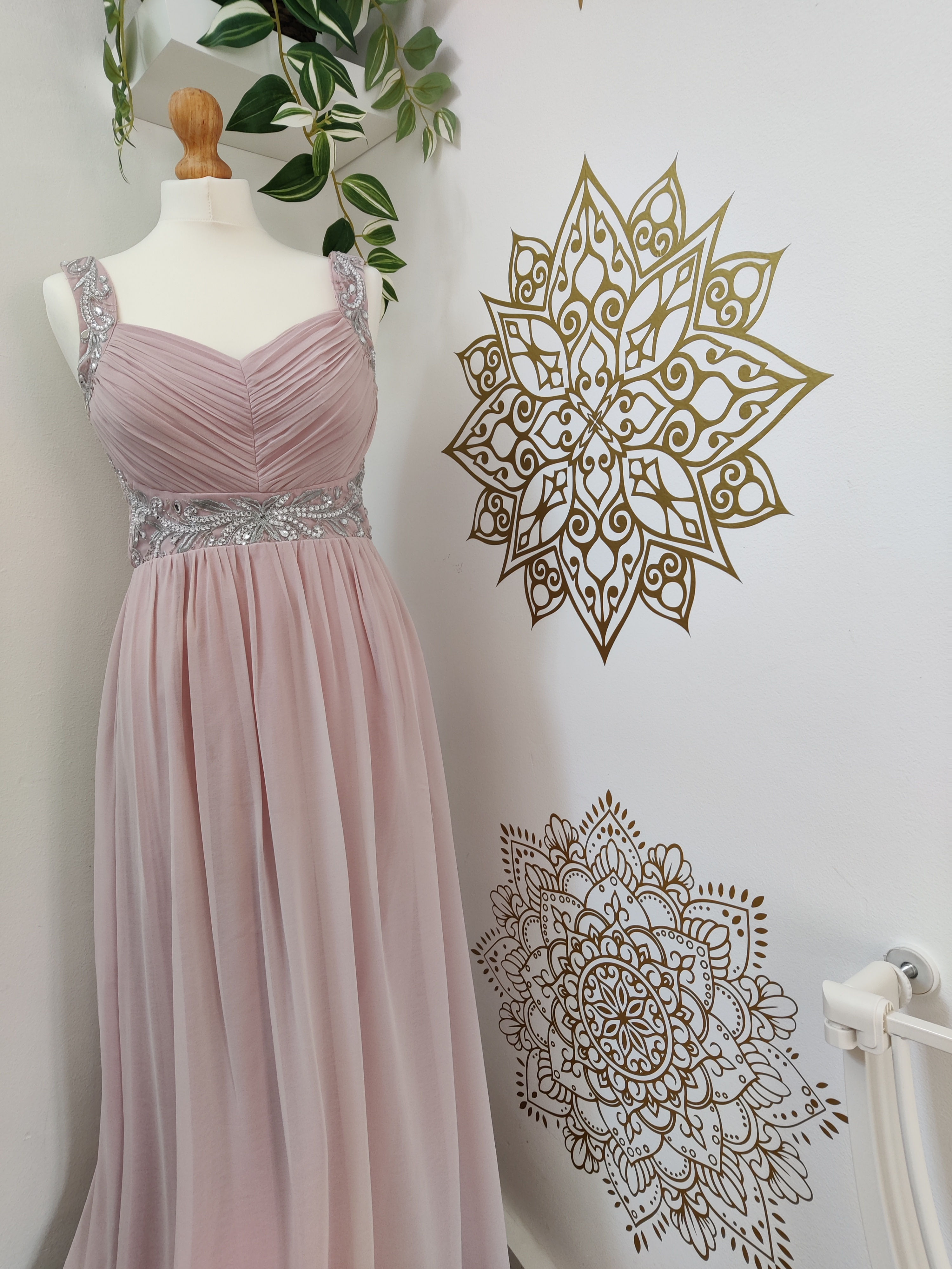 Pink Ball Gown - Vesica Piscis - Size 10