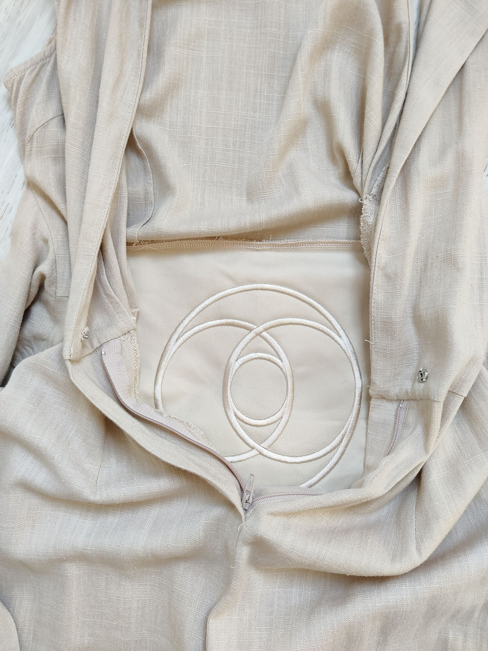 Thumbnail: Cream All In One- Vesica Piscis - Size 10