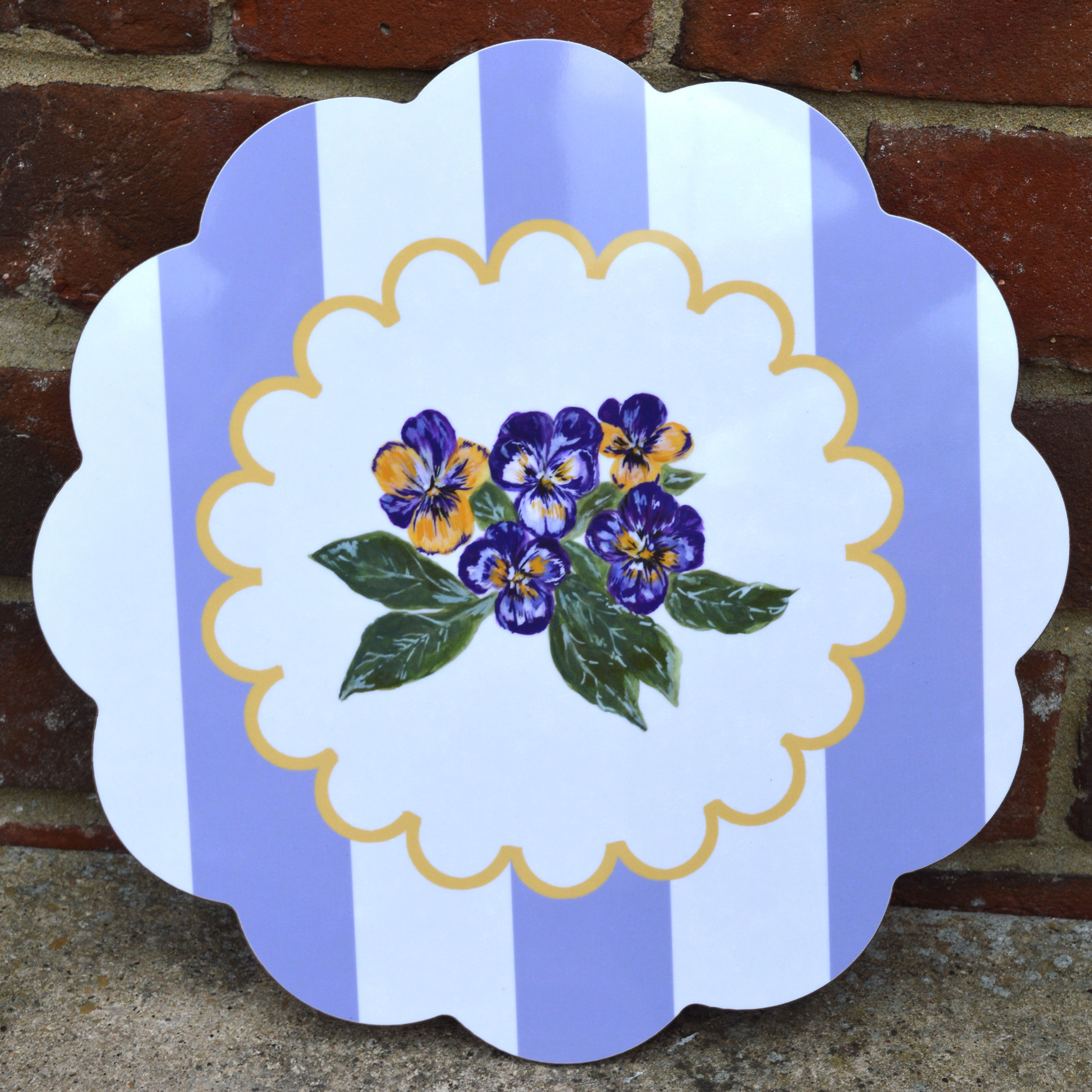 Pansie Scallop Placemat