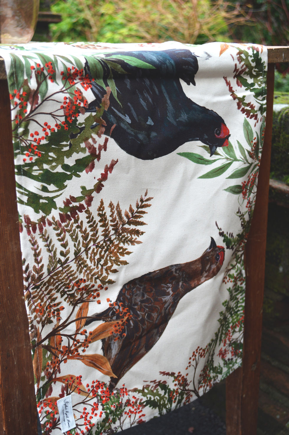 Thumbnail: Game Birds Table Runner