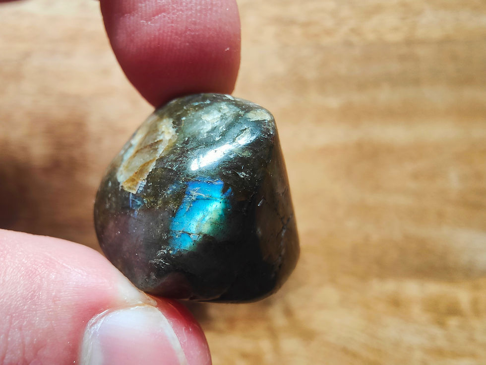 Thumbnail: Labradorite Tumblestone