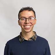 Jonathan Flores Headshot