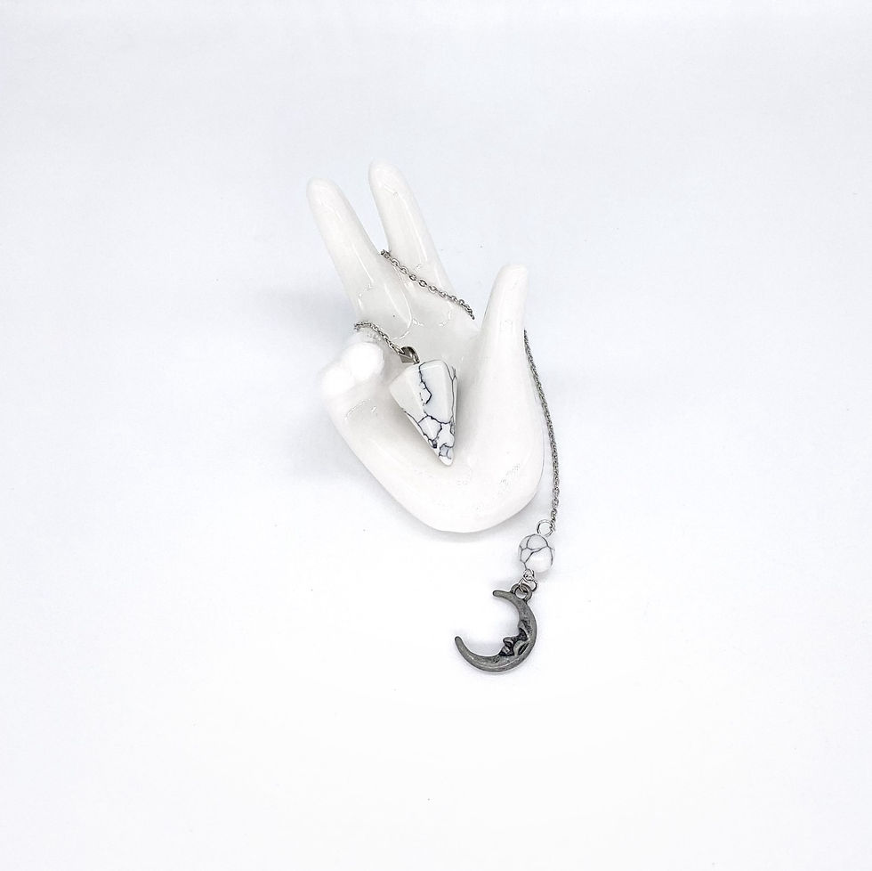 Thumbnail: Howlite Moon Pendulum