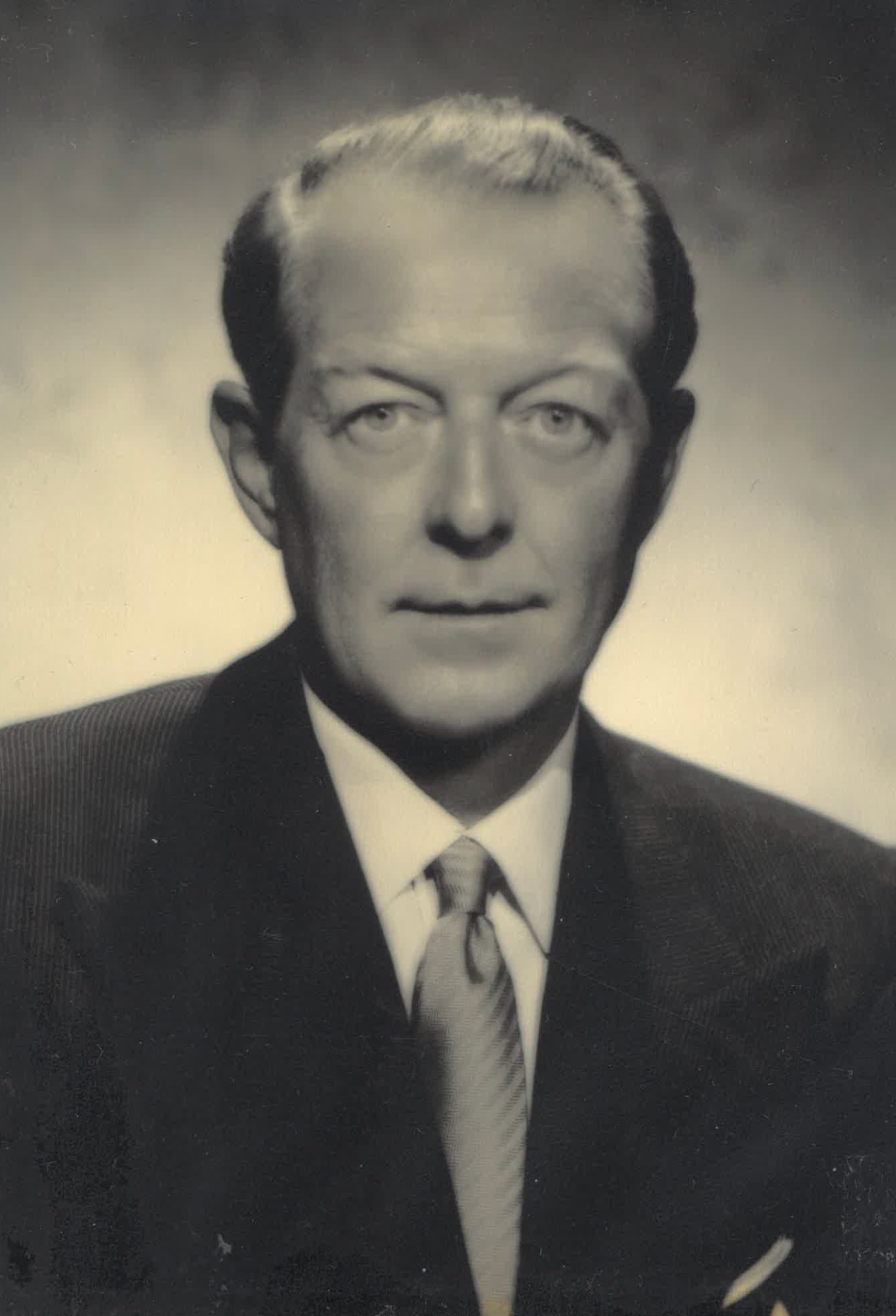 Count Eddie von Bismarck