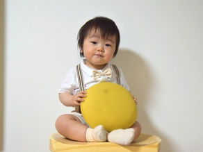 1歳の誕生日を、島のやさしさで祝う ― 花野果の「一升餅」