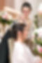 Brautstyling in Ankleidephase von Thommy Willkowei Fotografie