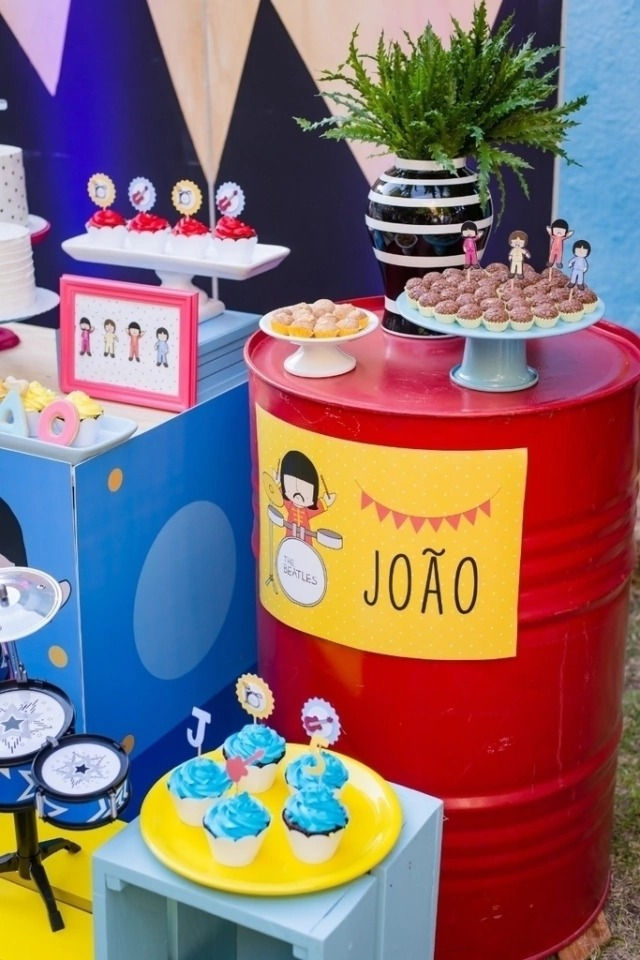 Miniatura: tonel pra locação de festa