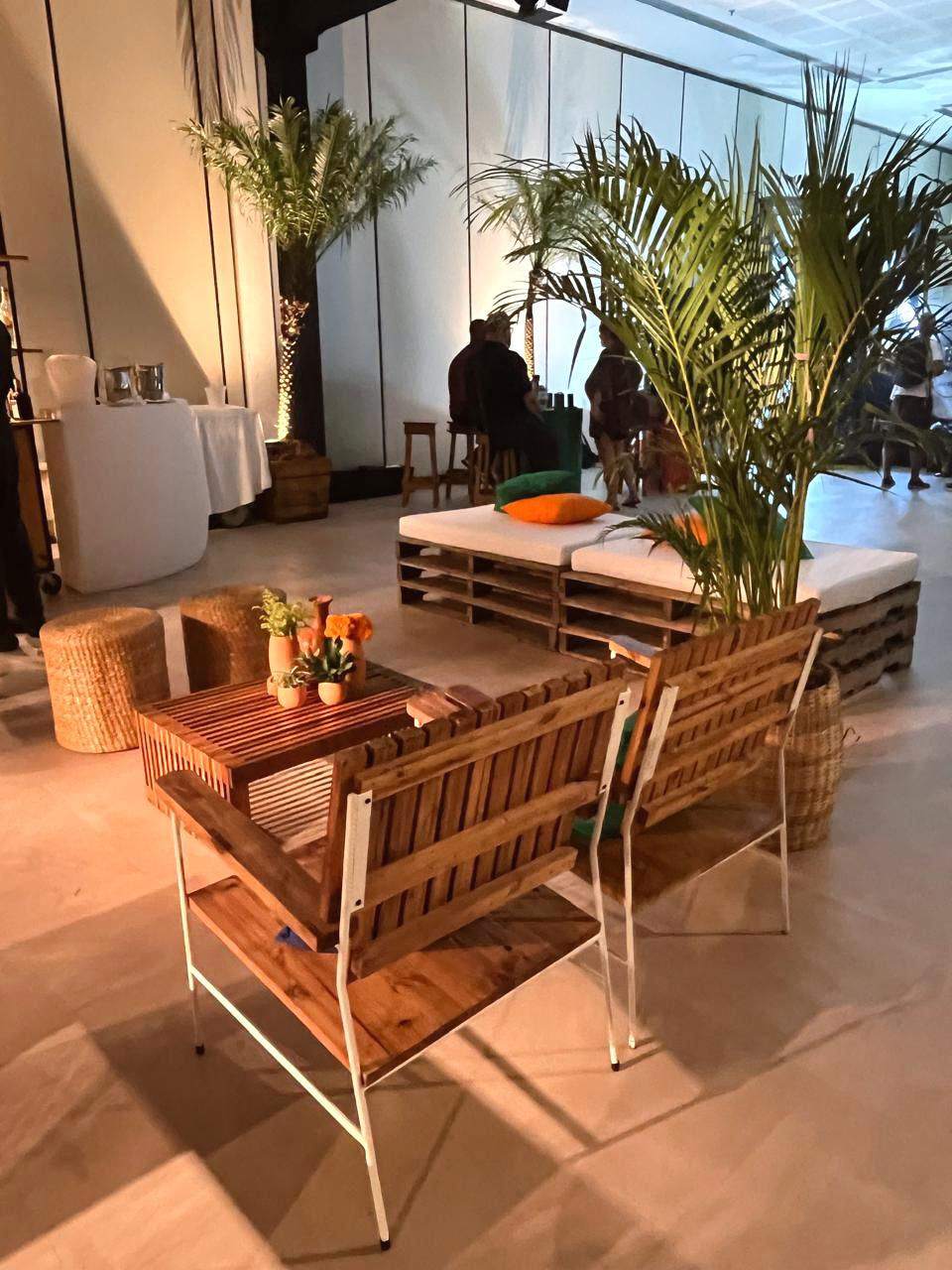 Miniatura: móveis industriais pra aluguel de eventos