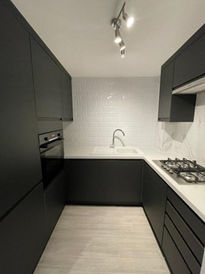 Black kitchen