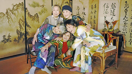 シニアがおしゃれパジャマとウィッグで変身♪元気をもらえた撮影会