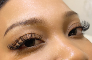 海外ボリュームラッシュ