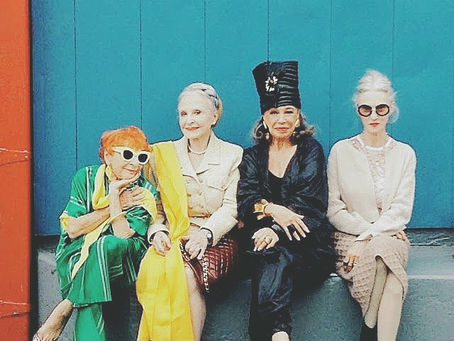 瞼が下がって気になるまつげエクステ!