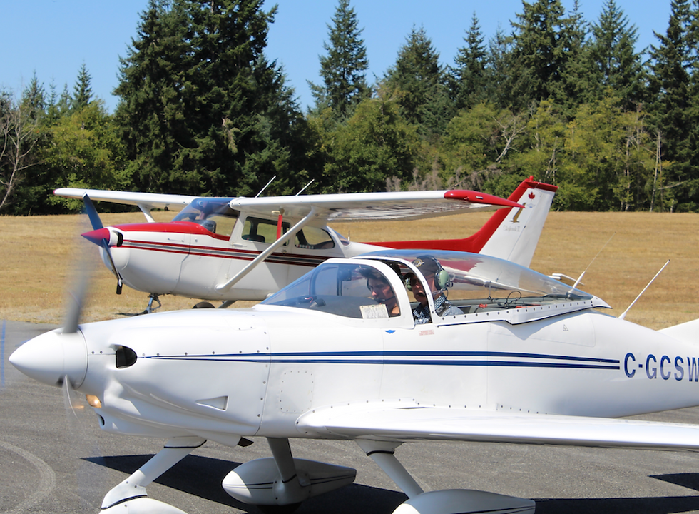 Familiarization flights with Chris Hansen and team