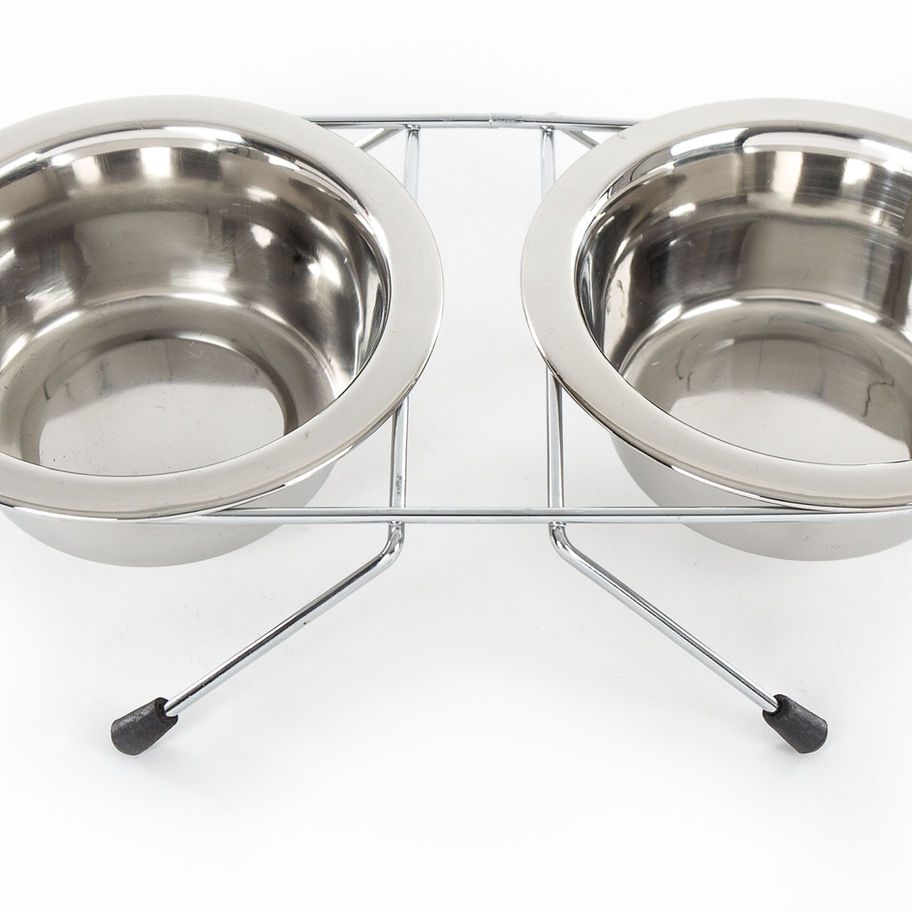 Gamelles doubles en acier inoxydable pour animaux de compagnie sur fond blanc Flonimaux.